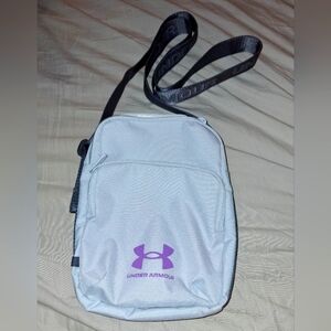 Under Armour Unisex Loudon Crossbody Bag Lite Gray, One Size